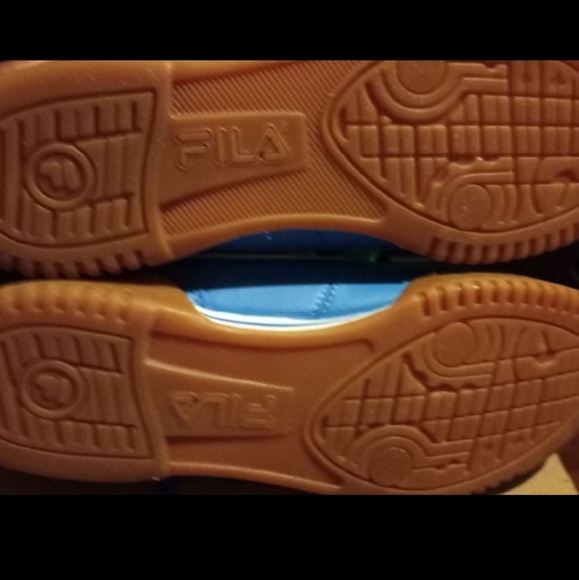 Fila - Picture 3 of 4